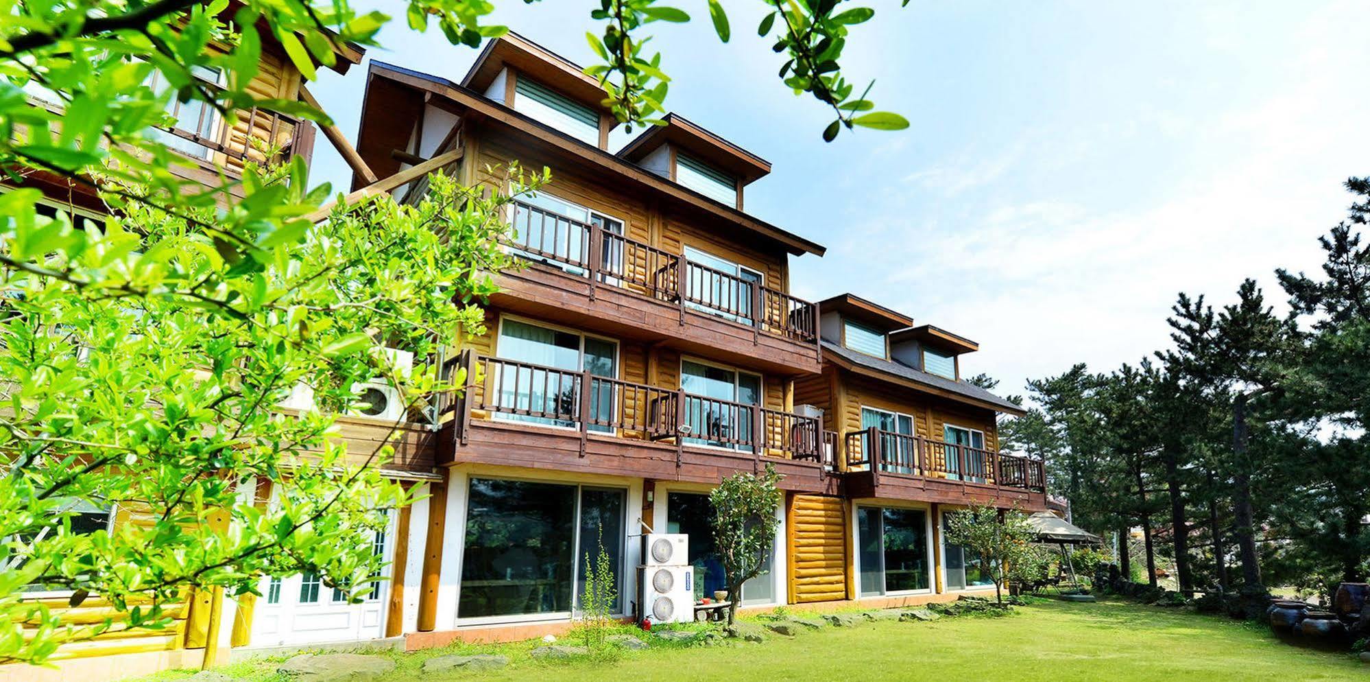 Attene Pension Чеджудо Экстерьер фото